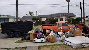 Navigating LA Cleanouts: The Best Guide to Junk Removal and Space Reclamation